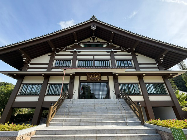 工事が完了した妙高閣