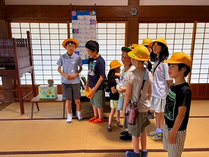 小学校三年生の市内めぐり