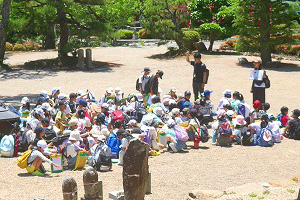 小学校三年生の市内めぐり